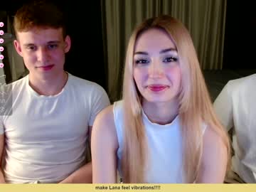 couple Sex Chat On The Web with lovelypeachs