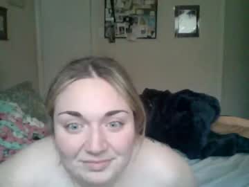 couple Sex Chat On The Web with sluttykitty95