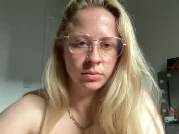 girl Sex Chat On The Web with jessicastainless