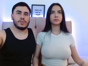 couple Sex Chat On The Web with moonbrunettee