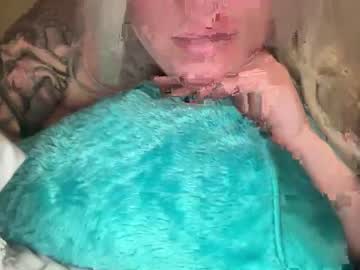 girl Sex Chat On The Web with desertblondie