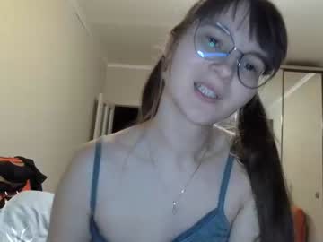 girl Sex Chat On The Web with kiragoldens