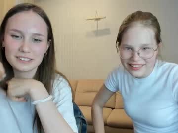 couple Sex Chat On The Web with marivanna_