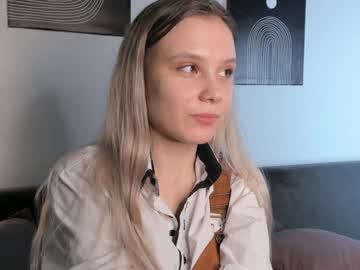 girl Sex Chat On The Web with elenebisbee