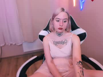 girl Sex Chat On The Web with sillybbcute