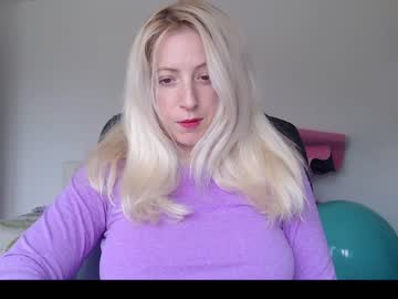 girl Sex Chat On The Web with pam_fans