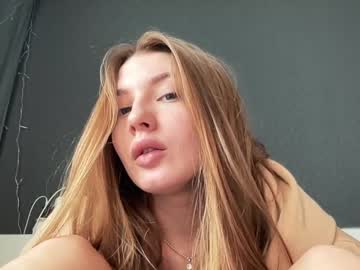 girl Sex Chat On The Web with sweet_molly15