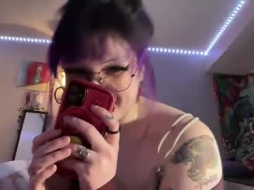 girl Sex Chat On The Web with gothgirlcliquebeachbabe97