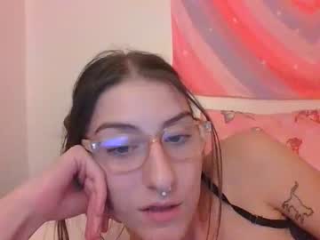 girl Sex Chat On The Web with scarlettdreamz