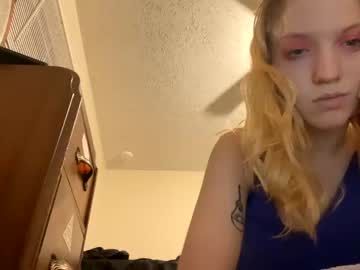 girl Sex Chat On The Web with str4wberryshortcake