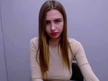 girl Sex Chat On The Web with angelangelina_