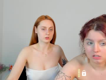 couple Sex Chat On The Web with evelyn_hey