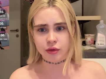 girl Sex Chat On The Web with nyakawaii69