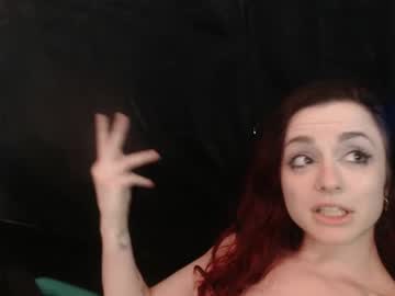 couple Sex Chat On The Web with katthesiren