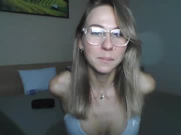 girl Sex Chat On The Web with viktoriaaember