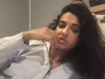 girl Sex Chat On The Web with mahnoor123
