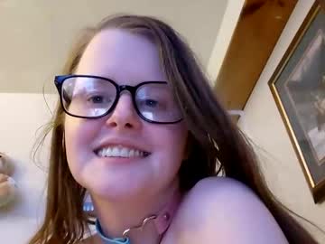 couple Sex Chat On The Web with xundeadsoldierx