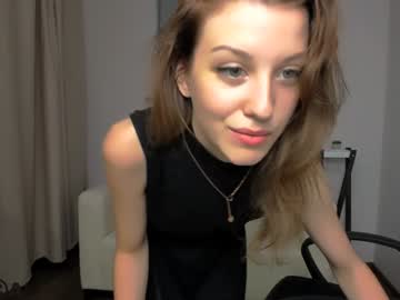 girl Sex Chat On The Web with flossie_candy