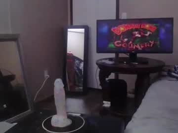 couple Sex Chat On The Web with p3tit3queen93
