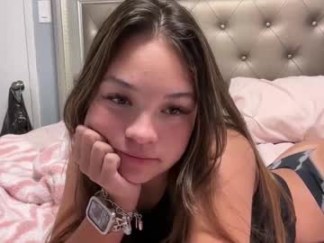 girl Sex Chat On The Web with sophialynnxx