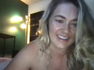 girl Sex Chat On The Web with kya_murphy