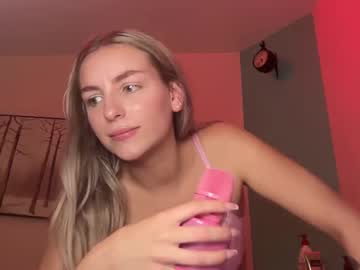 girl Sex Chat On The Web with summerlovingg