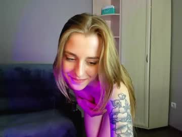 girl Sex Chat On The Web with ginger__candy