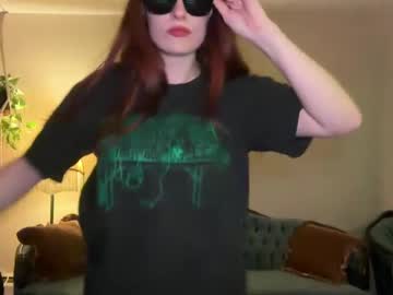 girl Sex Chat On The Web with ronniestrange