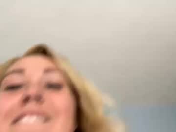 couple Sex Chat On The Web with ashlynnstarr