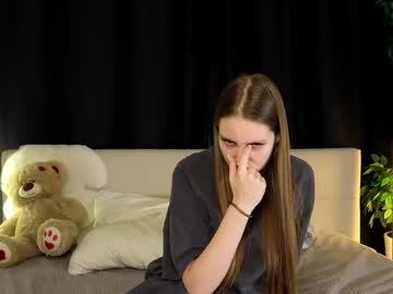 girl Sex Chat On The Web with enchanting_ella