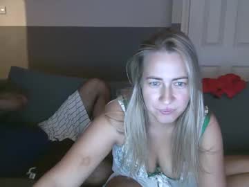 couple Sex Chat On The Web with bunnyela