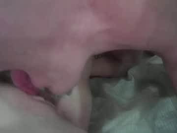 couple Sex Chat On The Web with averyandeaston