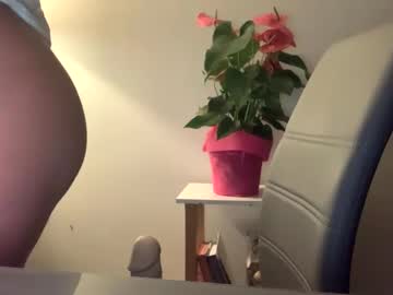 girl Sex Chat On The Web with sexyhotwifeirl