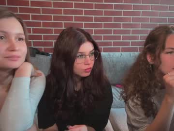 couple Sex Chat On The Web with lovely__hottie