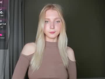 girl Sex Chat On The Web with oh_honey_