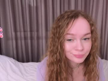 girl Sex Chat On The Web with luna_grace07