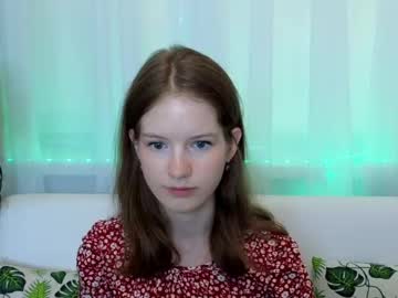 girl Sex Chat On The Web with vikkroriaa