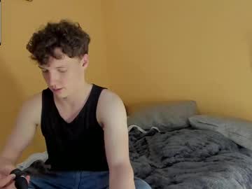 couple Sex Chat On The Web with emily0303