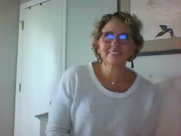girl Sex Chat On The Web with momnxtdoor