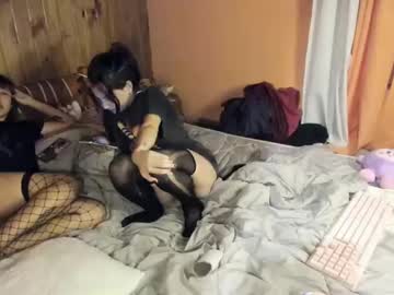 couple Sex Chat On The Web with helokitkat