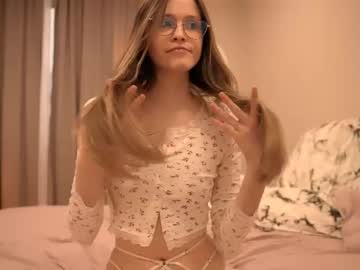 girl Sex Chat On The Web with velenaa