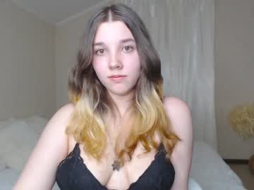 girl Sex Chat On The Web with kitty1_kitty