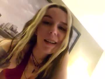 couple Sex Chat On The Web with dirtyhikinghippies