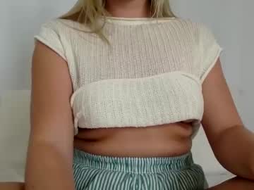 girl Sex Chat On The Web with innocentblonde789