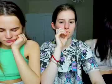 couple Sex Chat On The Web with sophie_and_rachelss