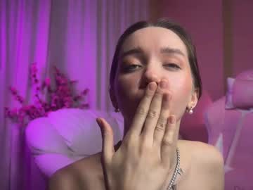 girl Sex Chat On The Web with pure_lia