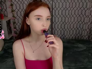 girl Sex Chat On The Web with lilleylakiki