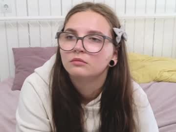girl Sex Chat On The Web with sheenafarran