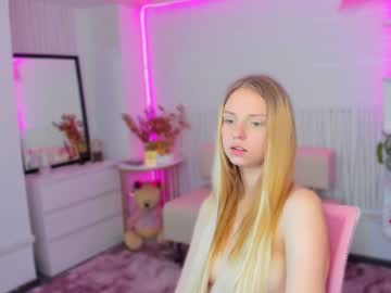 girl Sex Chat On The Web with laura_sun_