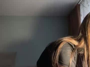 girl Sex Chat On The Web with hollisconnett